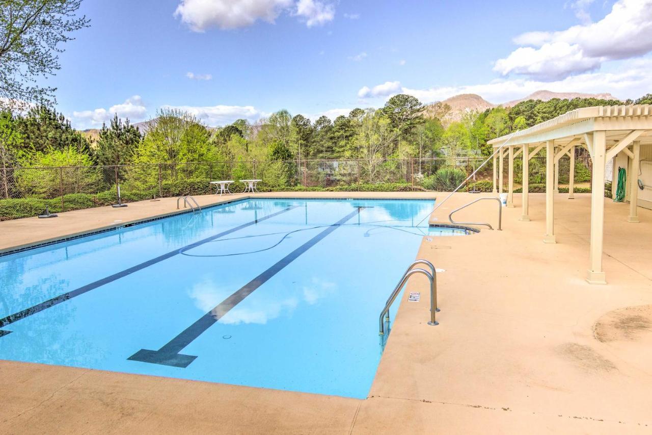 Lake Lure Studio With Private Balcony And Pool Access! Exteriör bild